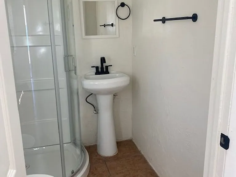 10 W Rillito St — Photo 27