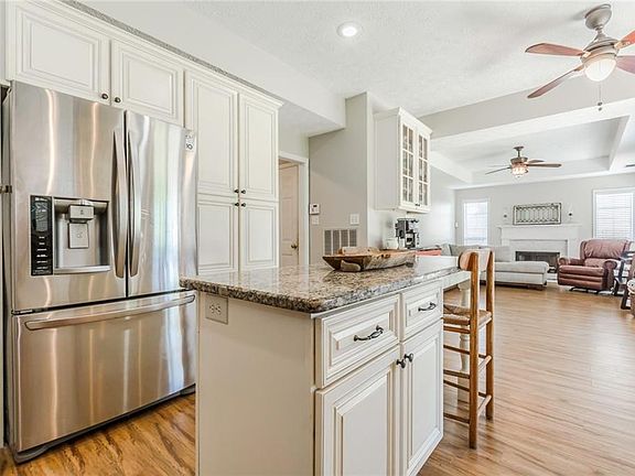 2nd image of 5160 Firelight Ln