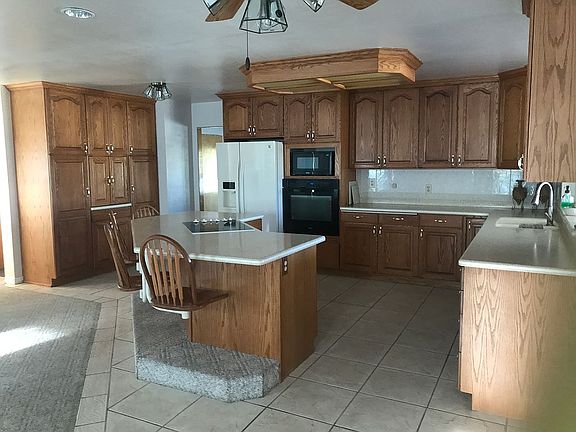 kitchen with bar