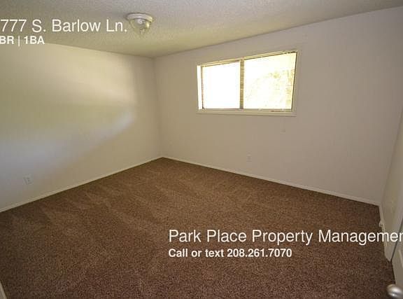 4th image of 1777 S Barlow Ln