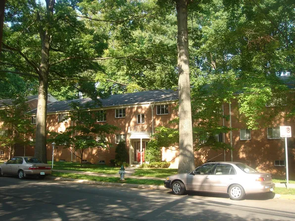 10416 Montrose Ave #10416, Bethesda, MD 20814