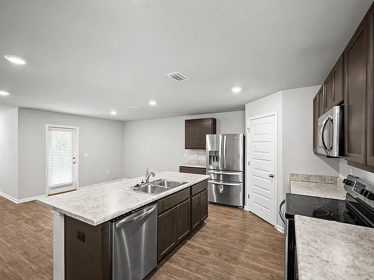 1487 Majesty Loop — Photo 18