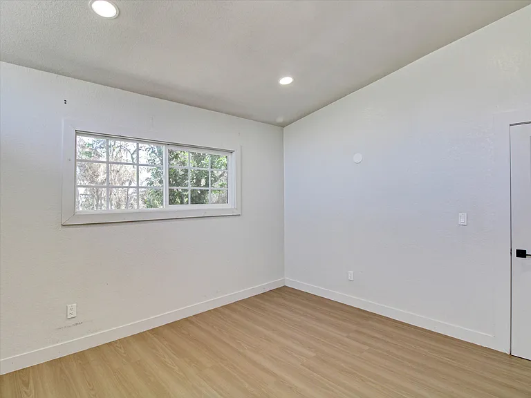 5330 Nottingham Rd — Photo 21