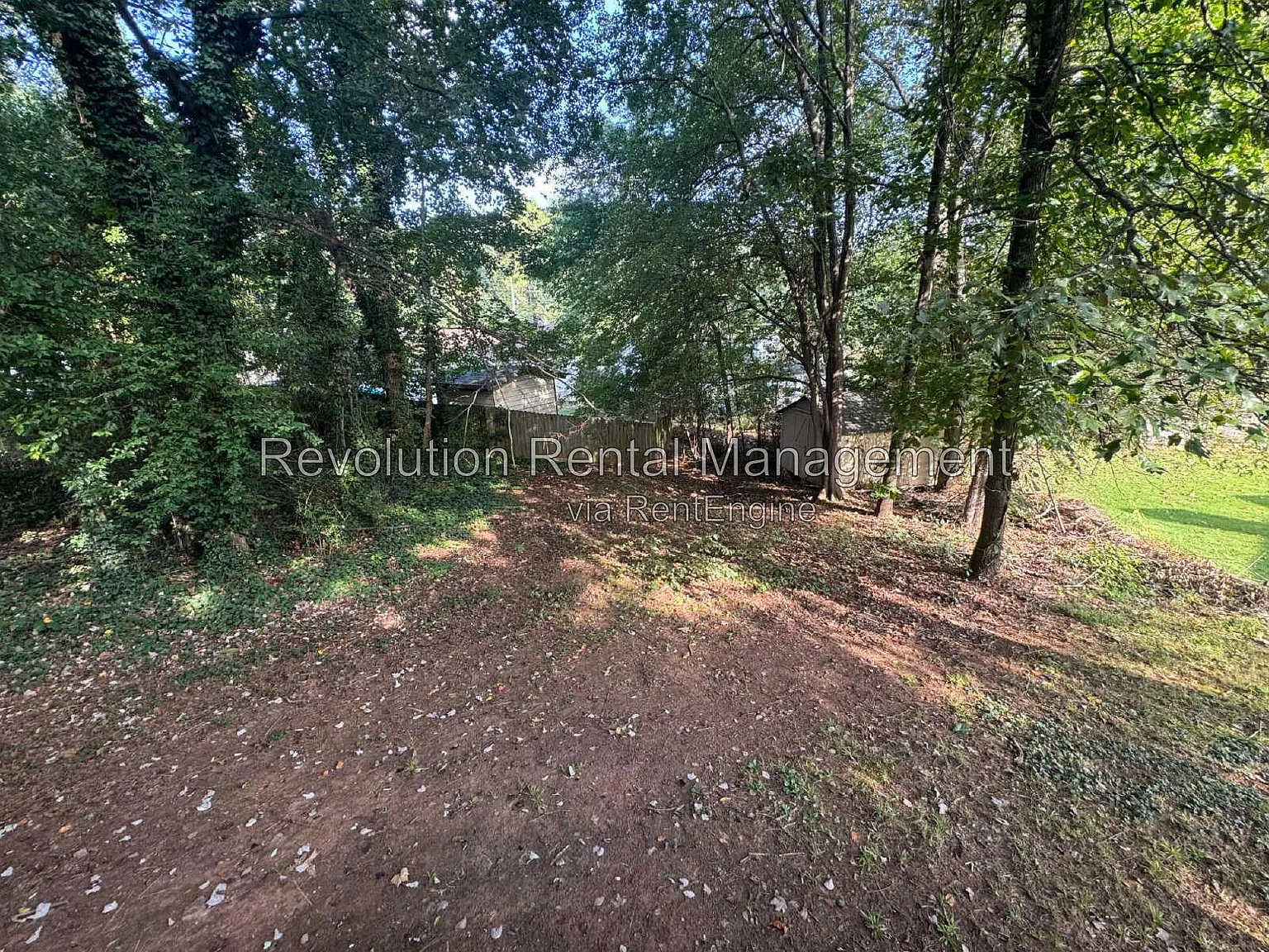3 bed, 2.0 bath, 1732 sqft, $2,250 — Photo 2