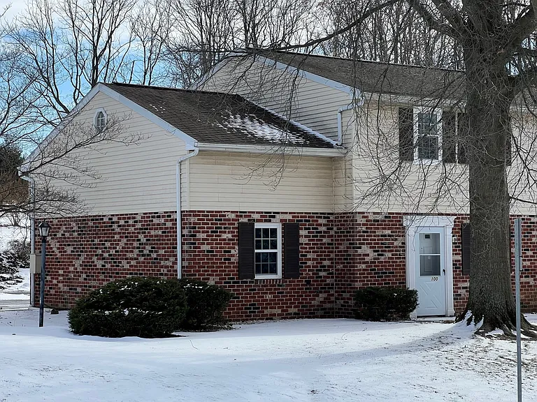 100 Boxwood Rd — Photo 11