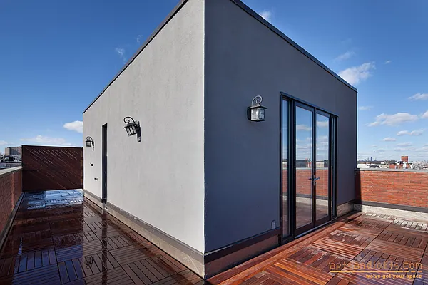 Rented by aptsandlofts.com | media 20