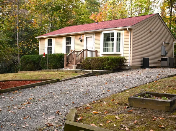 298 Valerie Ln, Lusby, MD 20657