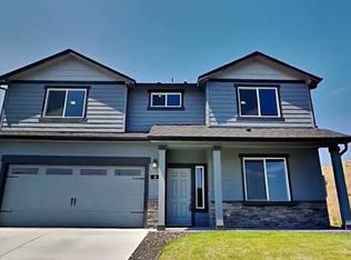 6 S 12th Street Loop, Selah, WA 98942