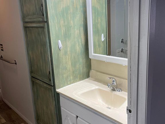2nd image of 8447 County Road V APT 1