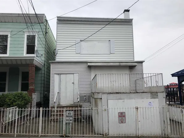 910 Palisade Ave, Union City, NJ 07087