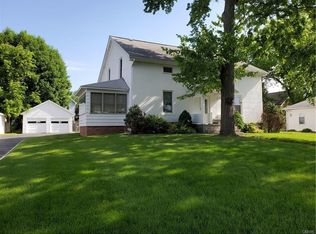 4715 James St, East Syracuse, NY 13057