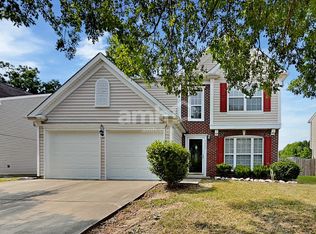 4005 Crowfield Dr, Raleigh, NC 27610