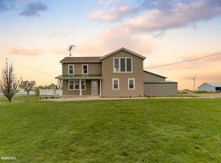 10020 N Waddams Grove Rd, Lena, IL 61048