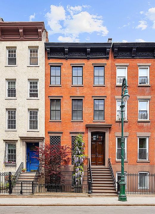 1st image of 445 W 44th St