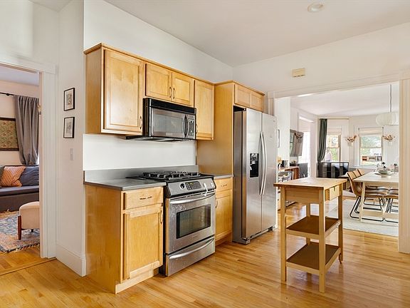2nd image of 21 Stone Ave Unit 21