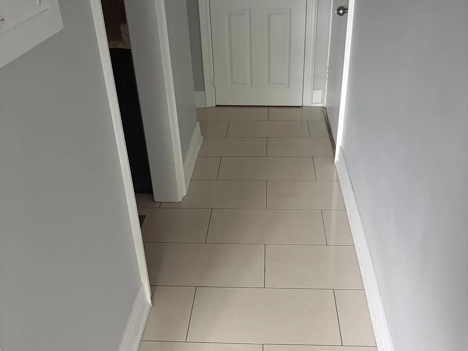 1 bed, $1,670 — Photo 2