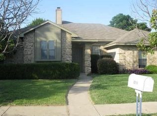 2216 Overview Ln, Garland, TX 75044