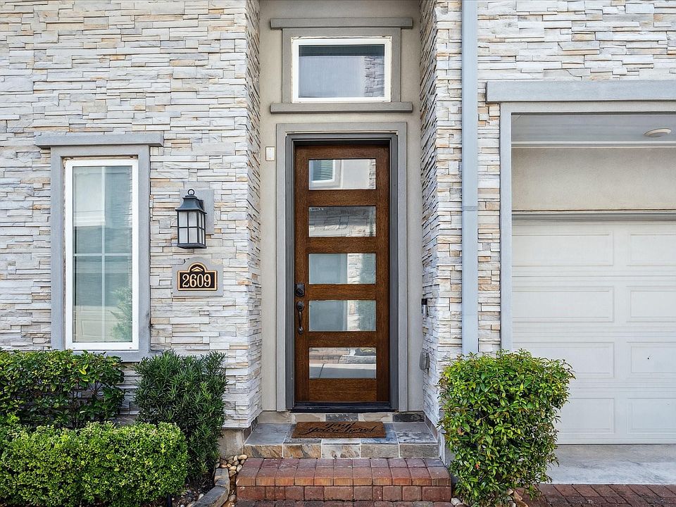 1st image of 2609 Fountain Key Blvd