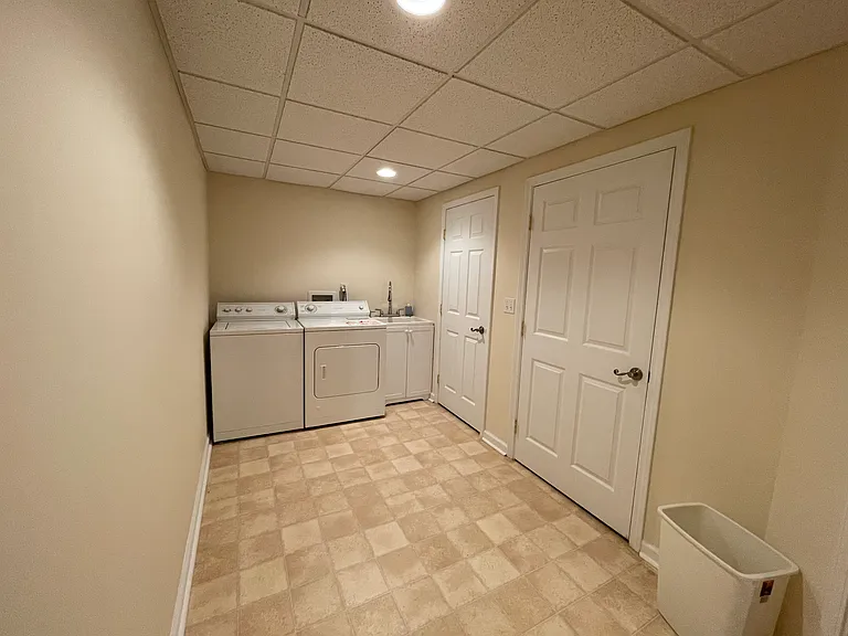 3579 Bent Trail Dr — Photo 33