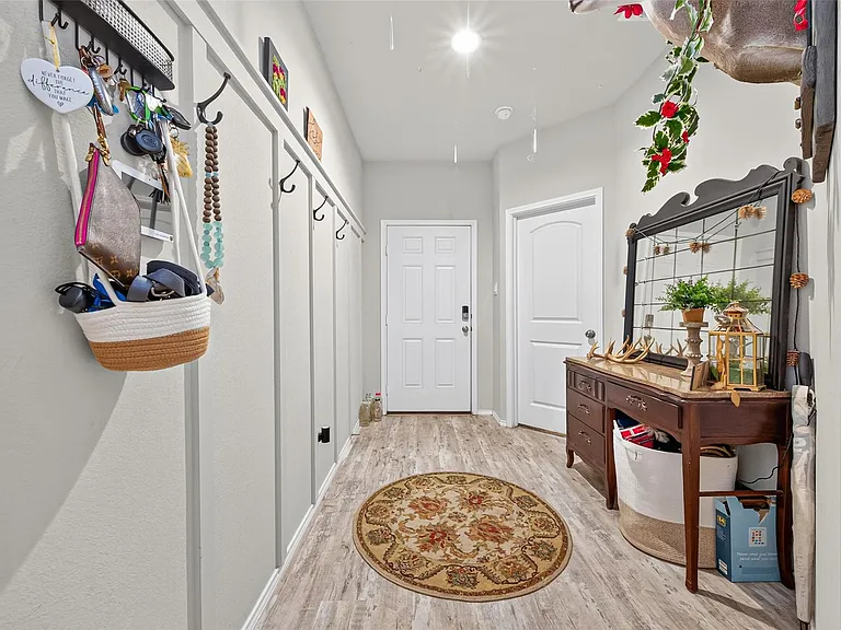 2314 Fallen Willow Ct — Photo 3