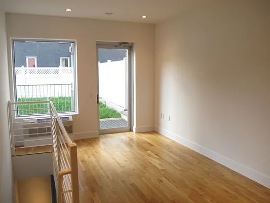 Rented by Residents Team | media 41