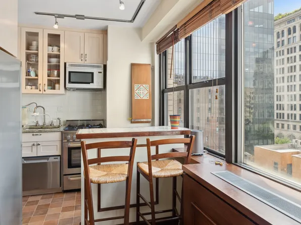 115 East 9th Street 10P image 3 of 7
