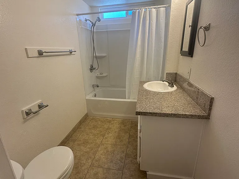 16645 Valencia Ave #2A — Photo 11