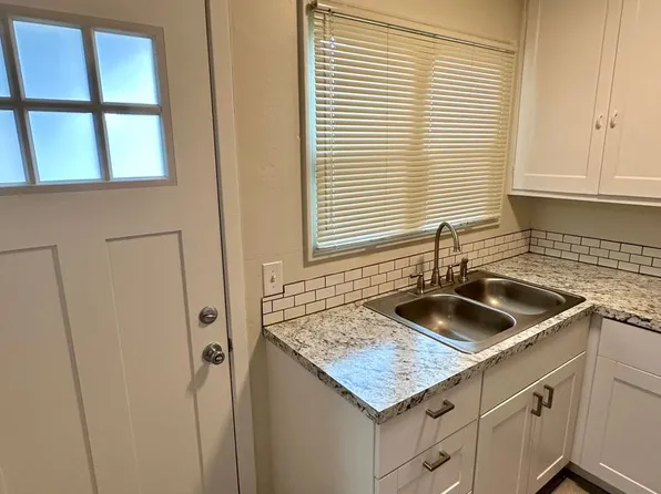 1/2 Off 2nd Month's Rent, 1015 Elm St SW, Albany, OR 97321