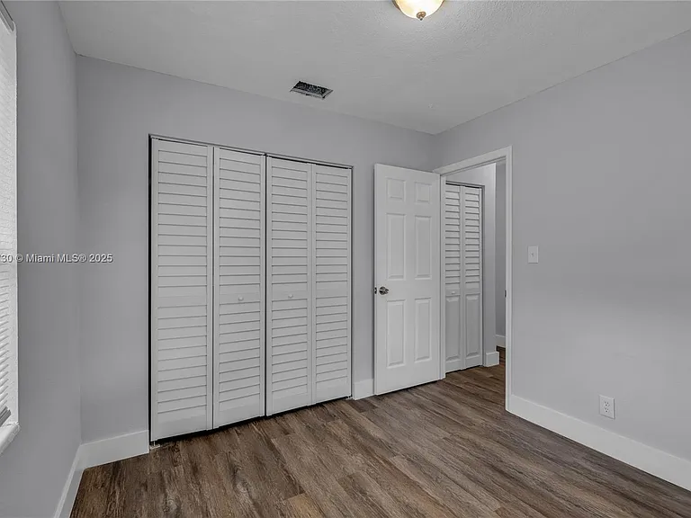 2243 Greene St — Photo 13