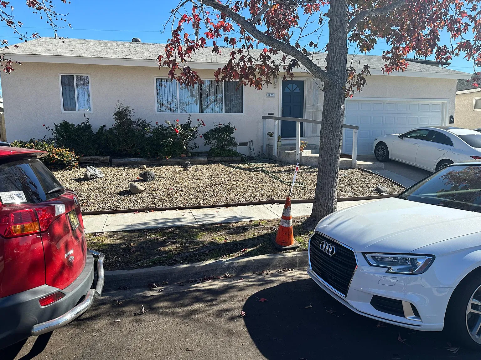 4 bed, 1500 sqft, $6,400 — Photo 2