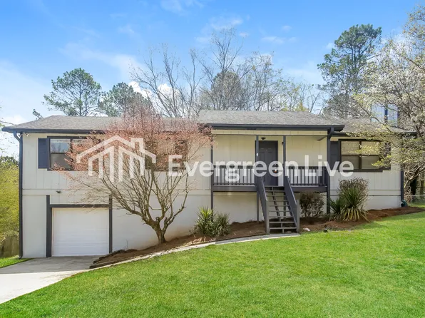 5821 Angela Ct, Douglasville, GA 30134