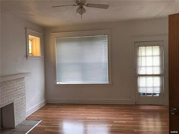 4th image of 3512 Alberta St