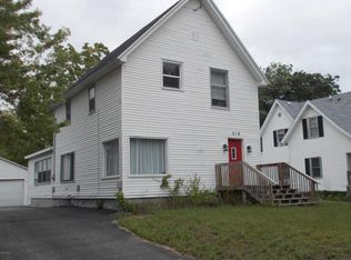 516 Merrick St, Belding, MI 48809
