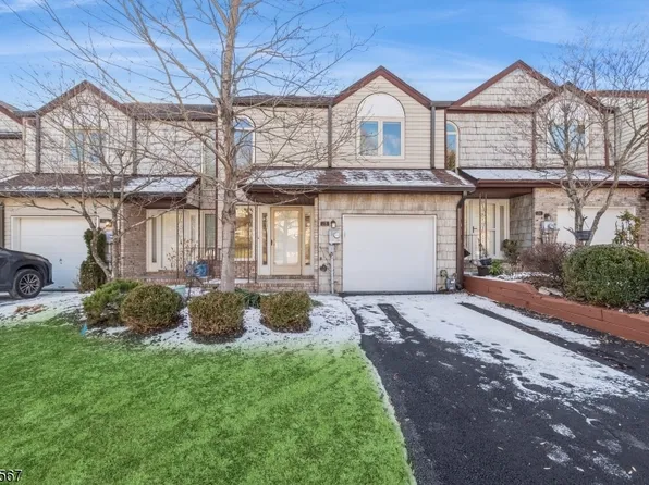 28 Monett Ct, Parsippany-Troy Hills Twp., NJ 07950
