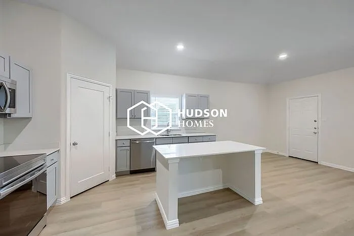 1601 Annabelle St — Photo 4
