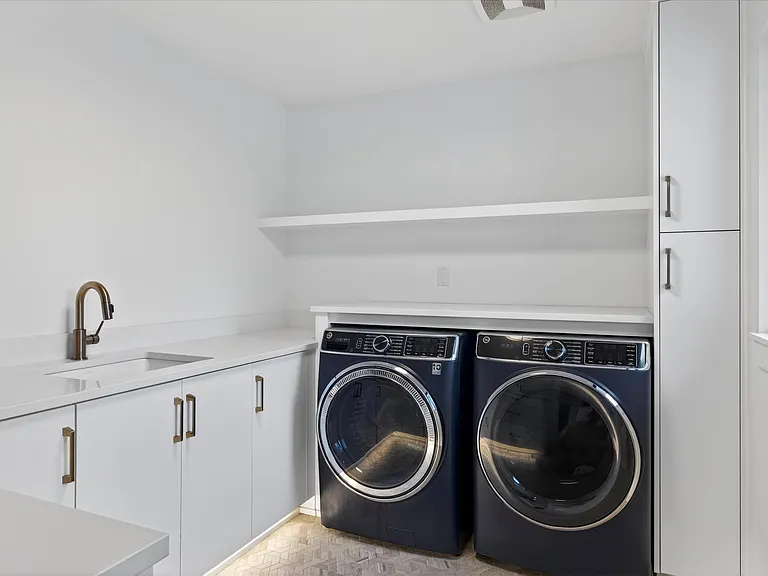 825 Ellis Ave — Photo 40