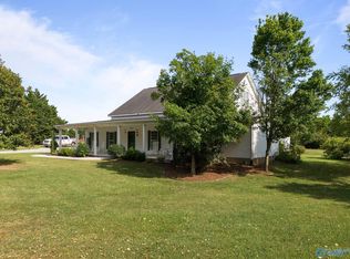 25676 Craft Rd, Athens, AL 35613