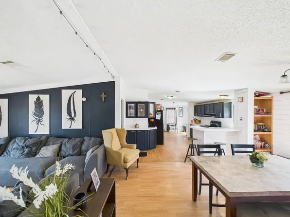 986 Road 5806, Cleveland, TX 77327