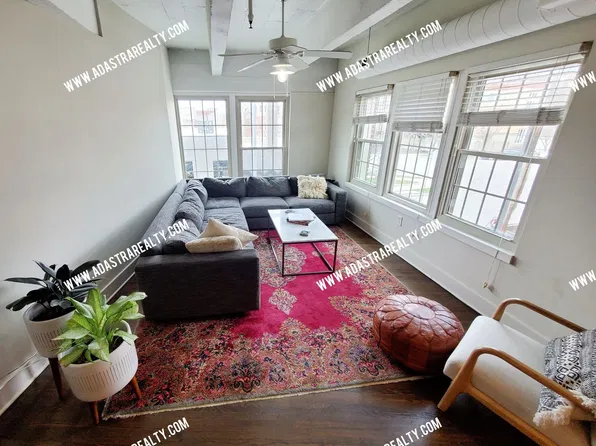 3001 Gillham Rd, Kansas City, MO