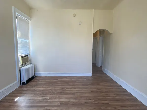 310 N 33rd St, Philadelphia, PA