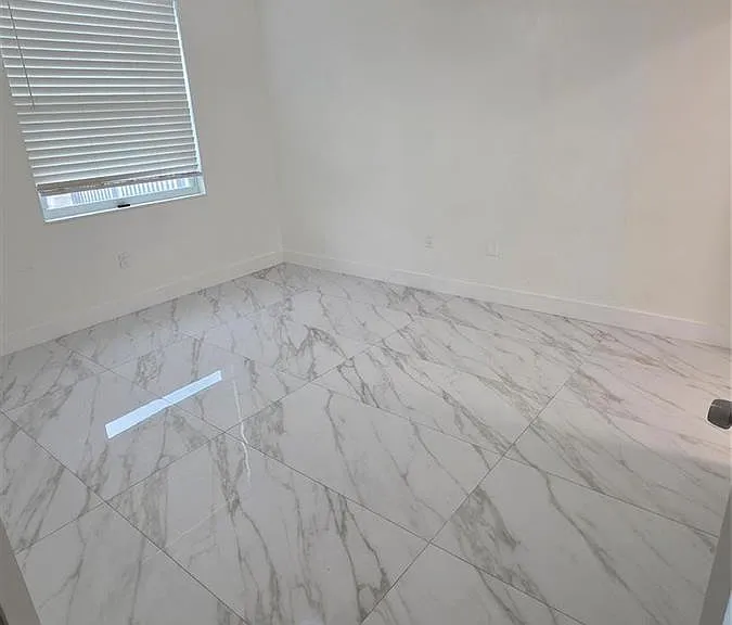 1758 NW 55th Ave #101 — Photo 8