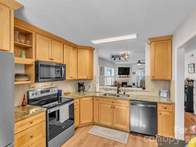 1501 Deermouse Way, Hendersonville, NC, 28792