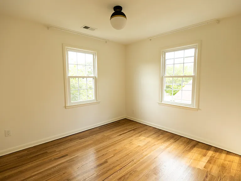 228 Carol Ave — Photo 23