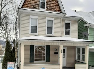 201 Maple Ave, Altoona, PA 16601