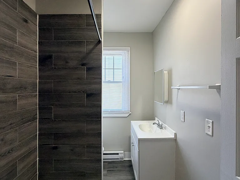 103-105 Lombard St #1 — Photo 10