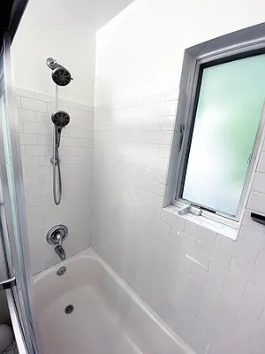 Rented by Voro New York | media 6