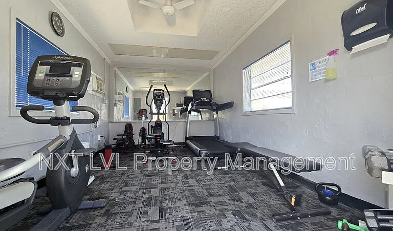 6777 Winkler Rd #174 — Photo 18