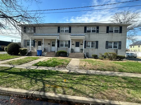 5 McKinley Ave, Middlesex, NJ 08846