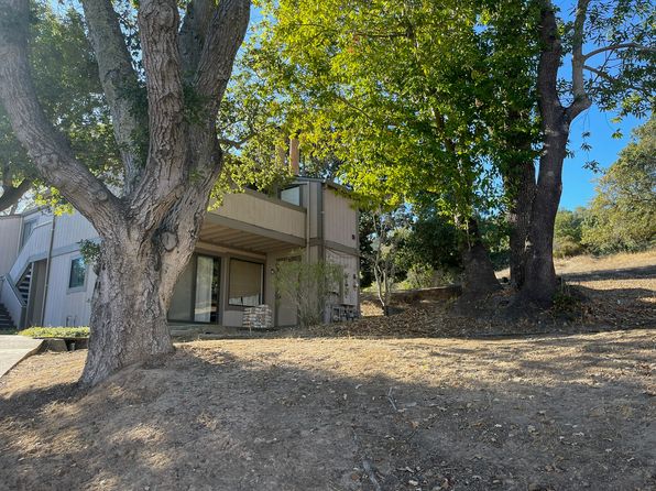 55 Clay Ct