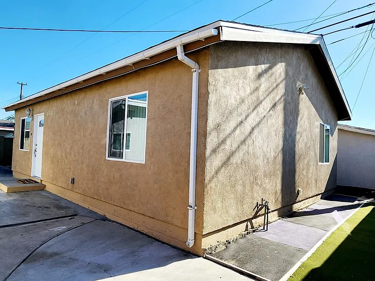 9614 W Cerritos Ave — Photo 39